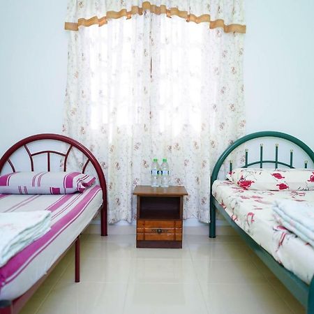 Anjung Nor Muslim Homestay 둔군 외부 사진