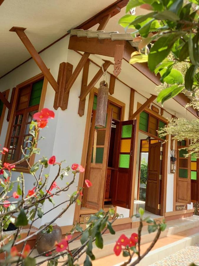 Anjung Nor Muslim Homestay 둔군 외부 사진